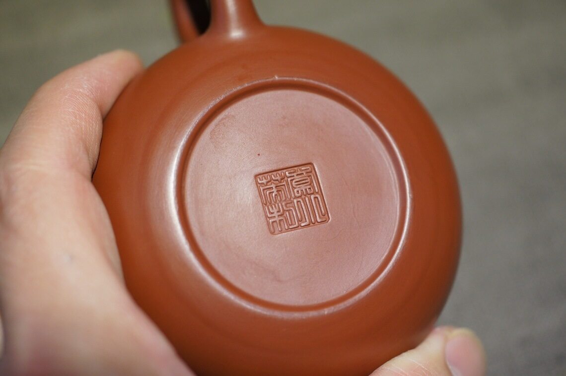潮州老安顺手拉壶的第五代传人——章小英手拉壶作品
